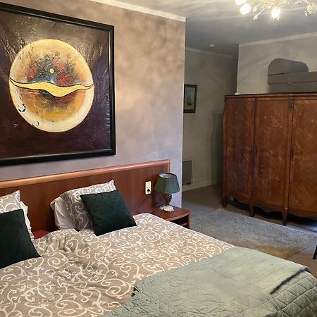 Moon River Chambre D'Hote Сен-Жюньен Экстерьер фото